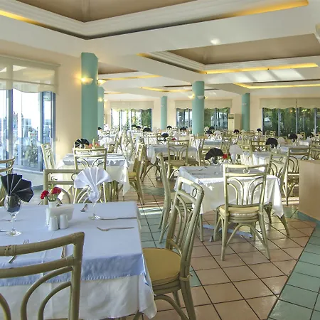 منتجع The Grand Blue Sky International