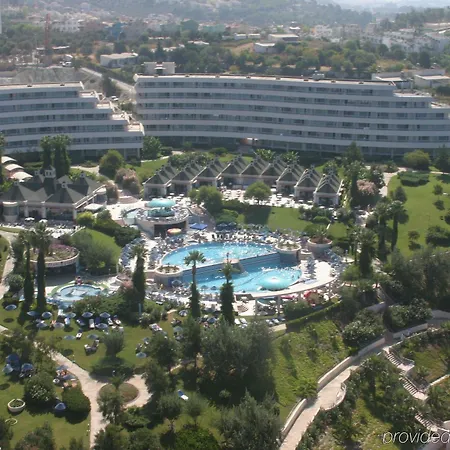 The Grand Blue Sky International 4*