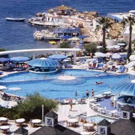 The Grand Blue Sky International Resort