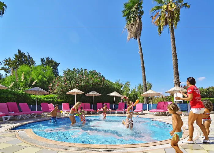 The Grand Blue Sky International Курортный комплекс