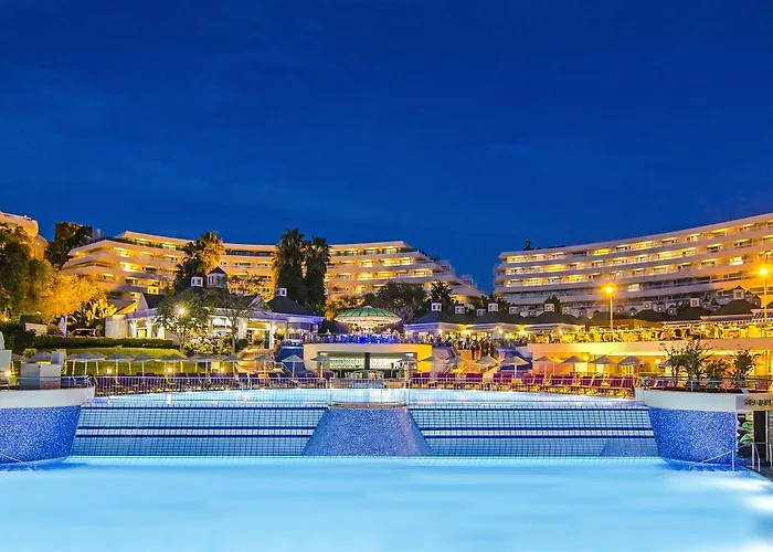 The Grand Blue Sky International 4*