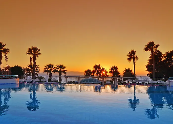 The Grand Blue Sky International Курортный комплекс Кушадасы