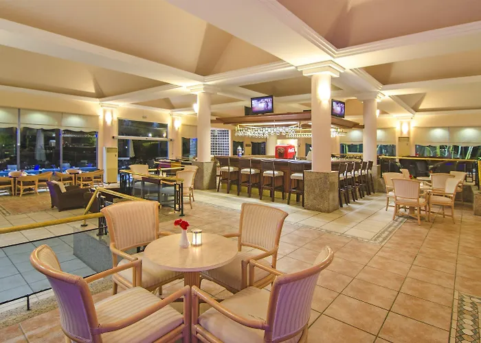 The Grand Blue Sky International Курортный комплекс 4*