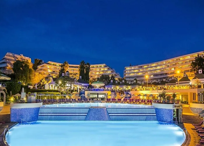 Курортный комплекс The Grand Blue Sky International