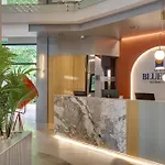 The Grand Blue Sky International קוסדסי