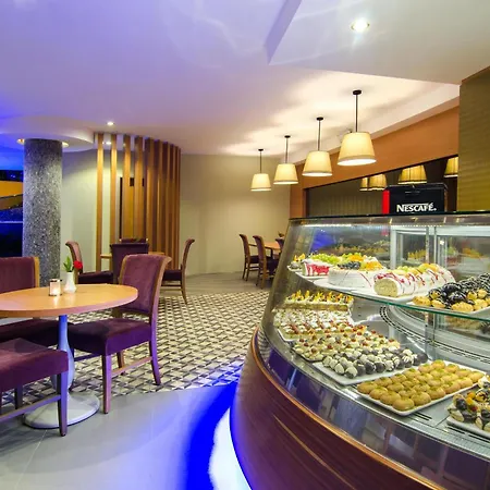 Курортный комплекс The Grand Blue Sky International 4*