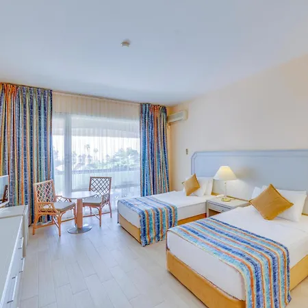 Resort The Grand Blue Sky International