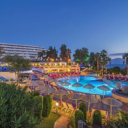 The Grand Blue Sky International 4* Kusadası