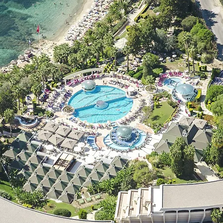 Semesteranläggning (resort) The Grand Blue Sky International 4*