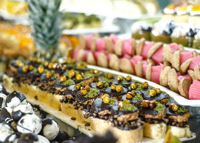 The Grand Blue Sky International 4* קוסדסי