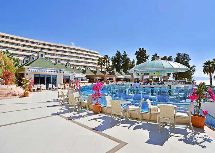 The Grand Blue Sky International אתר נופש