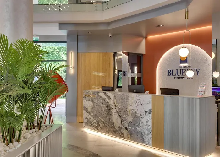 The Grand Blue Sky International Кушадасы