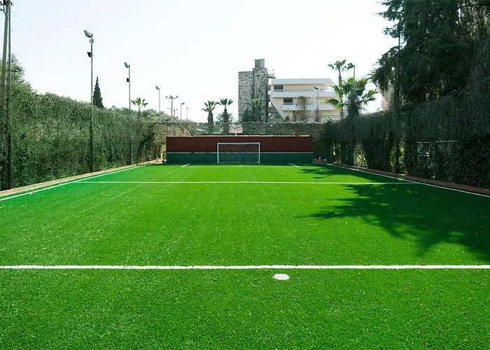 אתר נופש The Grand Blue Sky International קוסדסי