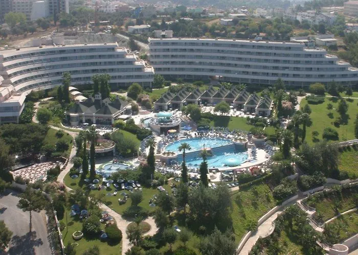 Semesteranläggning (resort) The Grand Blue Sky International Kusadası